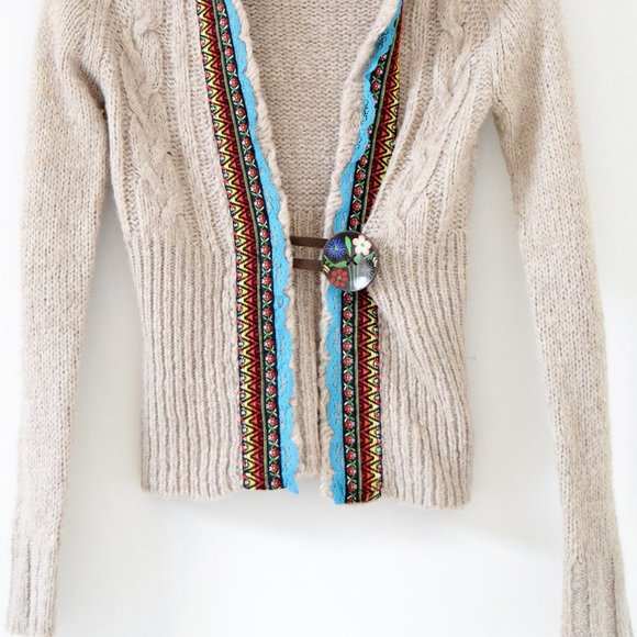 FREE PEOPLE Tan Klara Wool Cable Knit Embroidered Trim Button Cardigan | Size XS - Picture 5 of 11